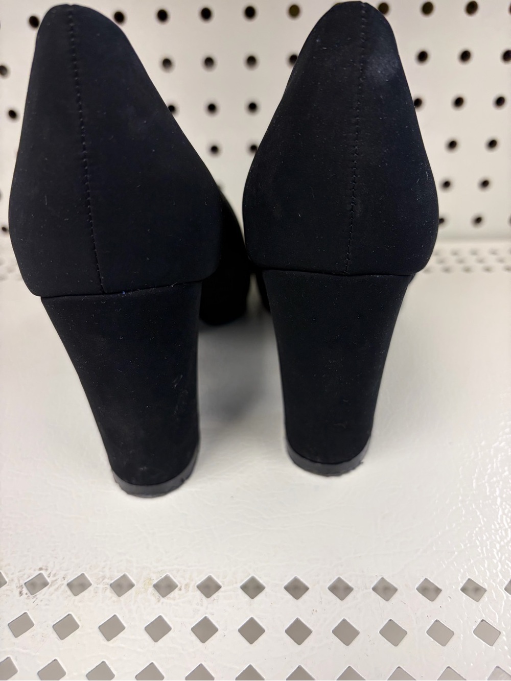 Forever 21 Black Suede Block Heel Pumps - Picture 2 of 4